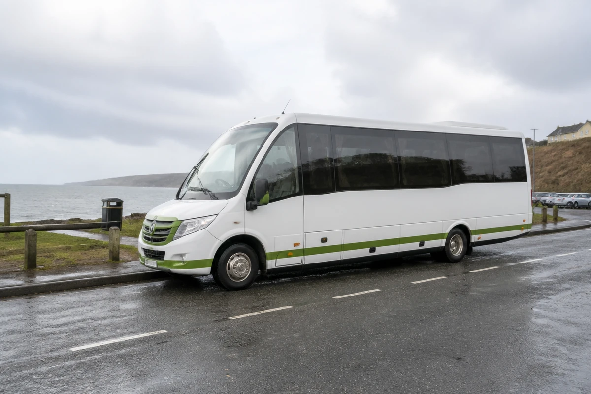 Minibus Hire in Shirley